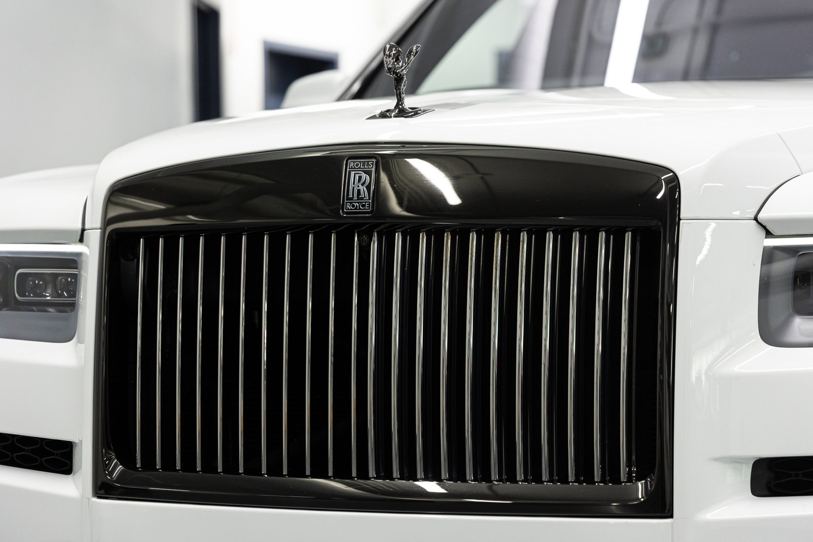 Certified 2023 Rolls-Royce Cullinan Black Badge w/ Driver's Package AWD/4WD image 12