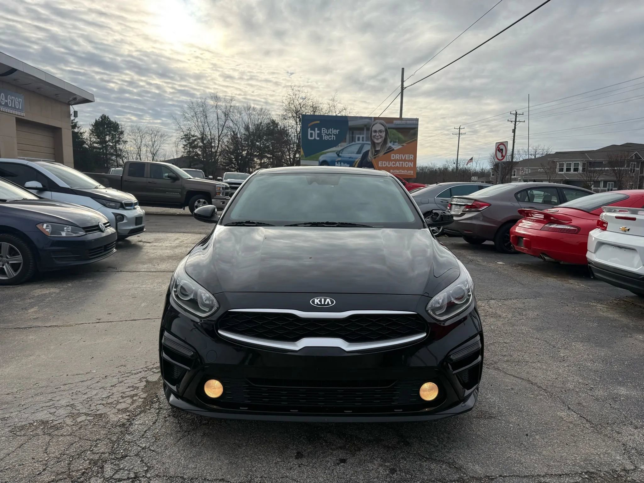 Used 2021 Kia Forte LXS image 3