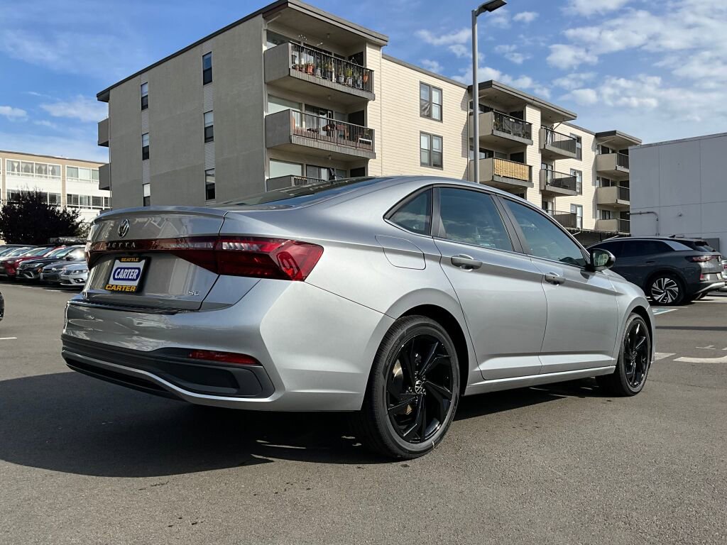New 2025 Volkswagen Jetta SE image 7