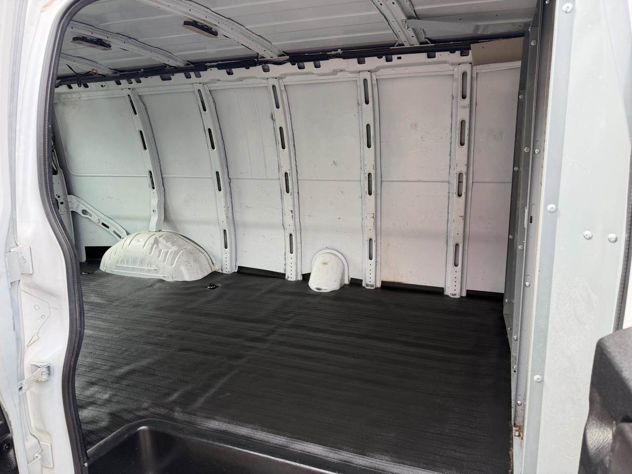 Used 2020 Chevrolet Express 2500 Extended w/ Communications Package image 26