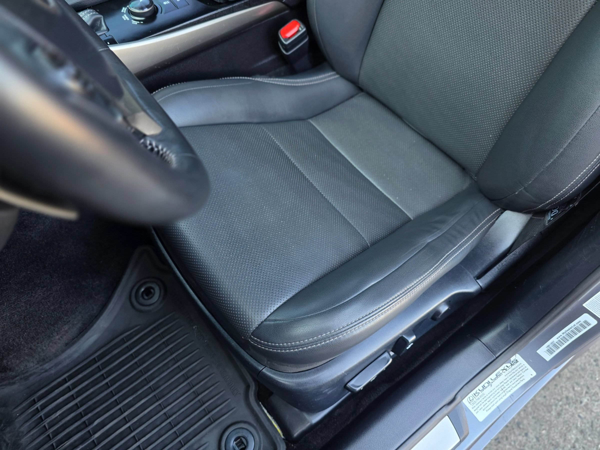 Used 2014 Lexus IS 250 AWD w/ Navigation Package image 34