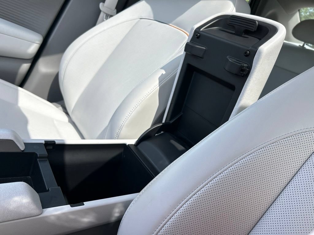 Used 2023 Hyundai Ioniq 6 Limited RWD image 40