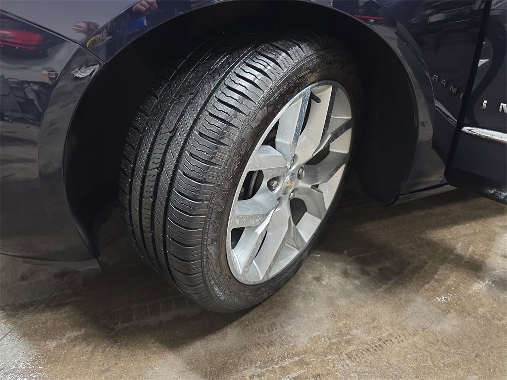 Used 2018 Chevrolet Impala Premier w/ Premier Convenience Package image 33