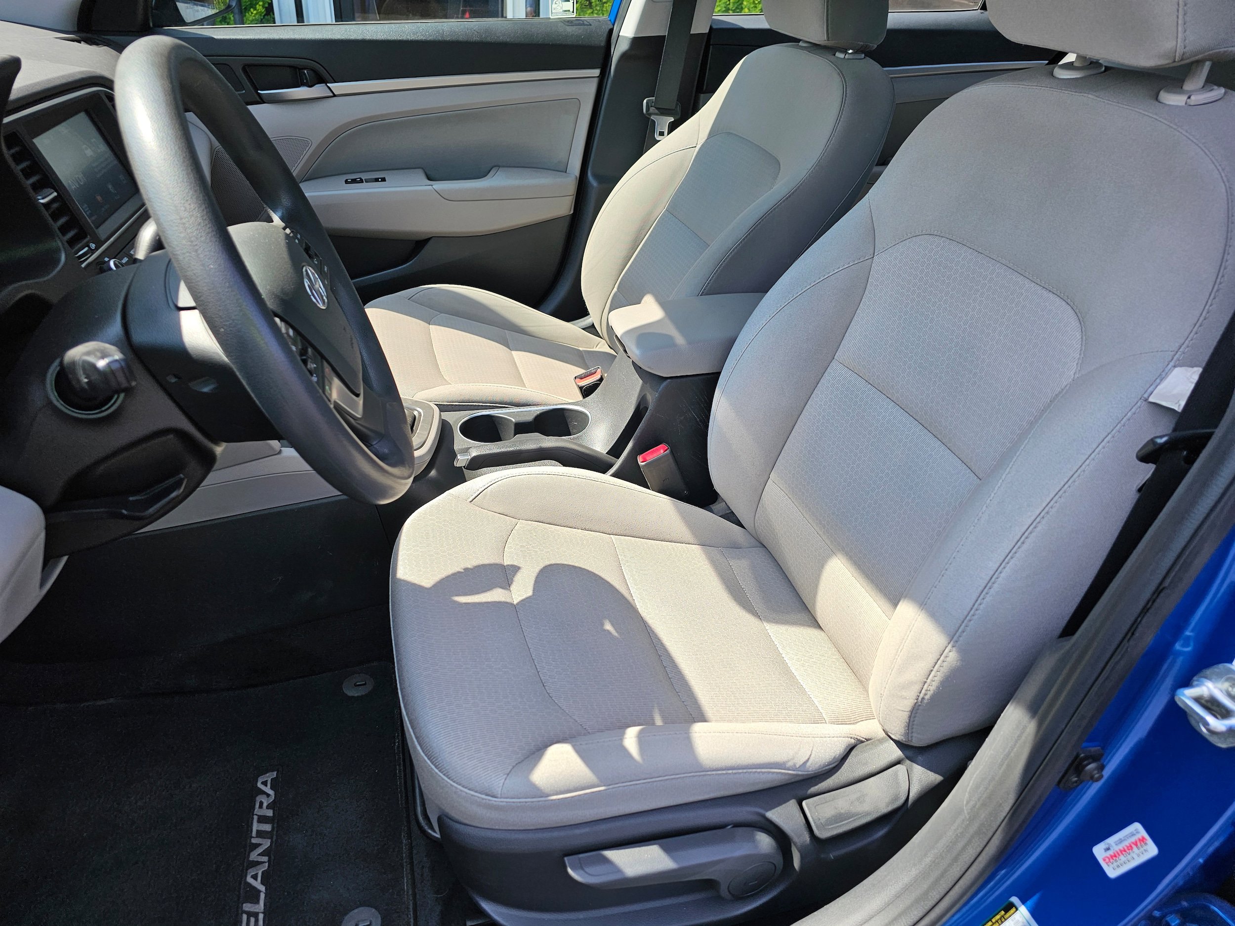 Used 2017 Hyundai Elantra SE image 10