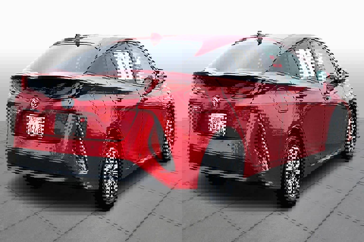 Used 2019 Toyota Prius Prime Advanced image 12