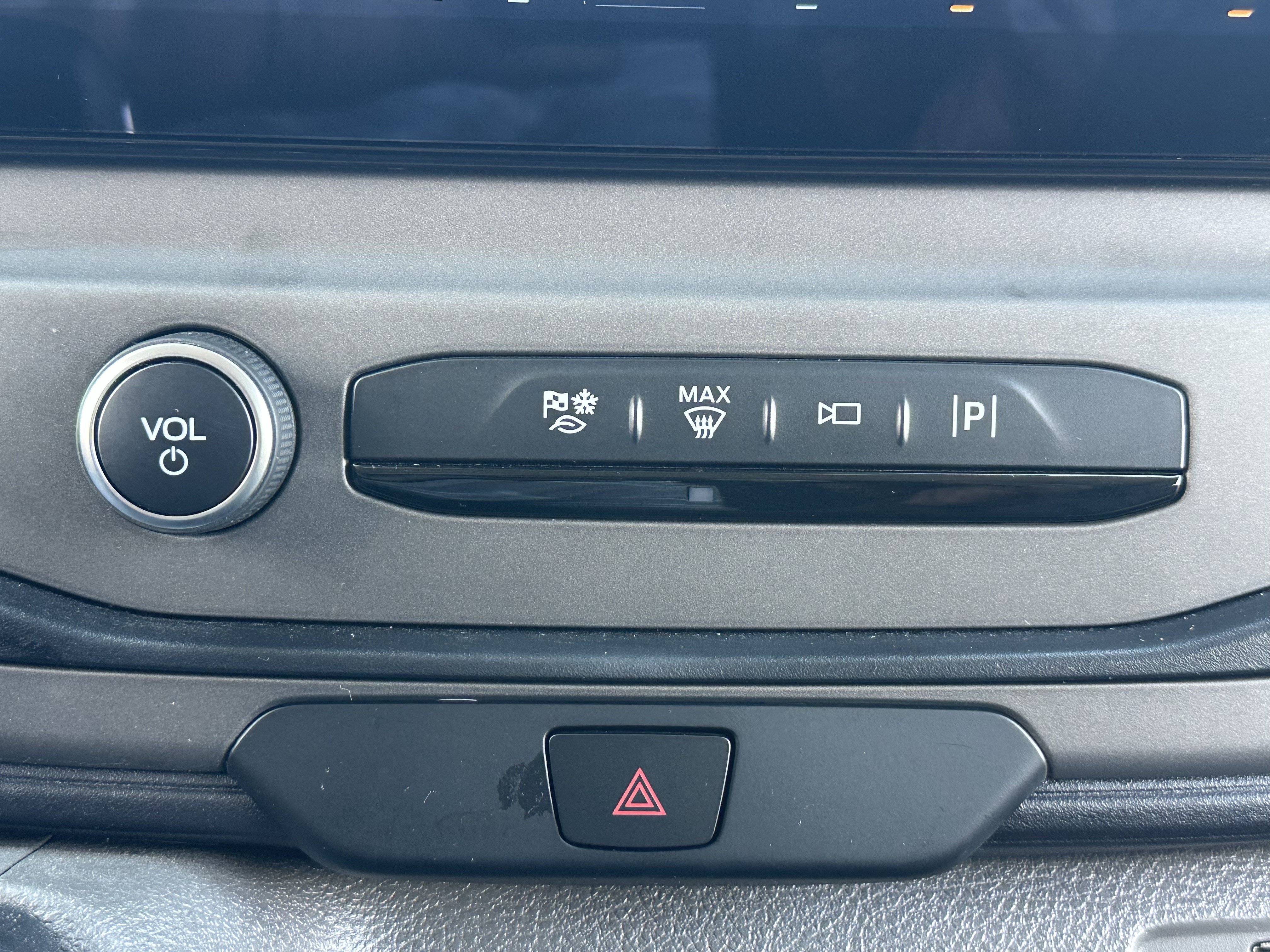Used 2022 Ford Transit 350 XLT RWD image 28