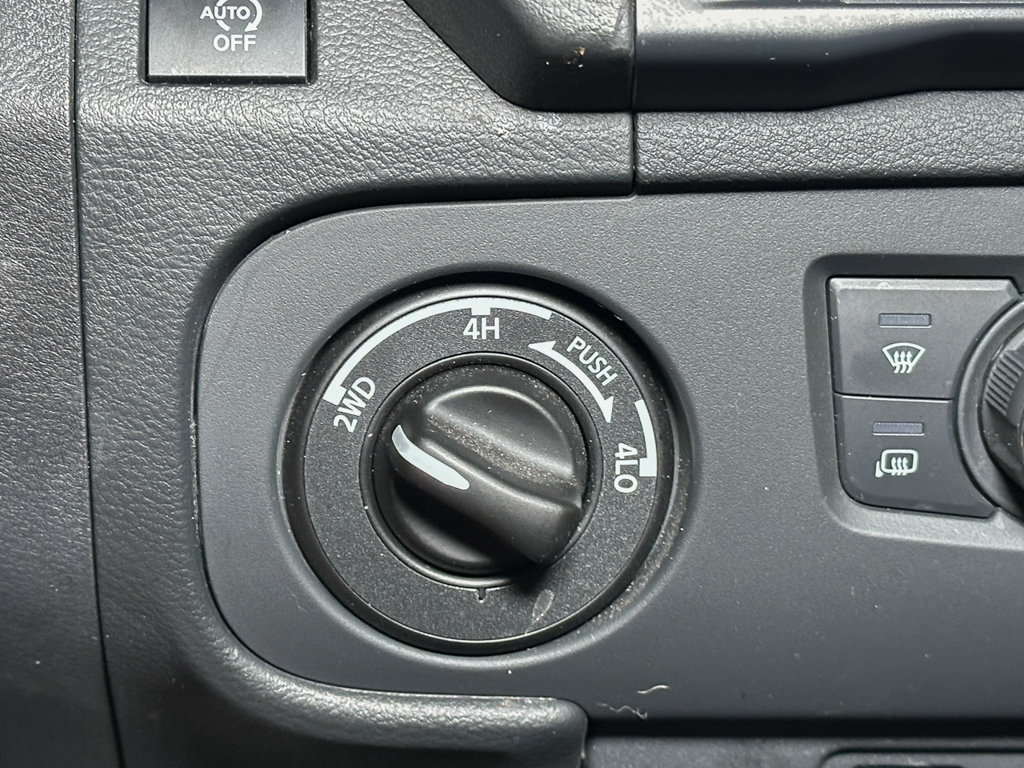 Used 2025 Nissan Frontier SV w/ SV Convenience Package AWD/4WD image 26