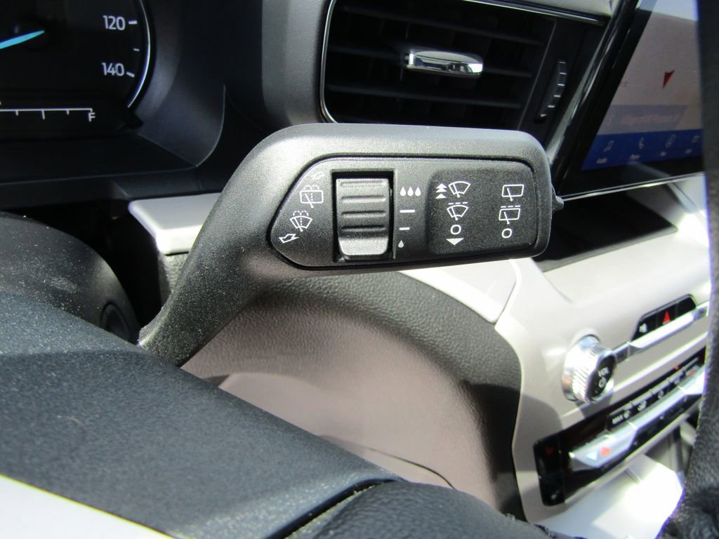 Used 2024 Ford Explorer XLT w/ Equipment Group 202A AWD/4WD image 24