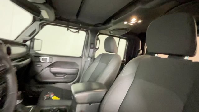 Used 2022 Jeep Gladiator Sport AWD/4WD image 20