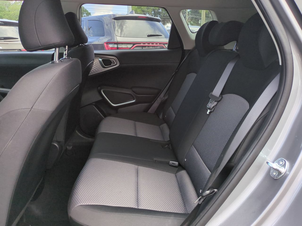 Certified 2025 Kia Soul LX w/ LX Technology Package FWD image 14
