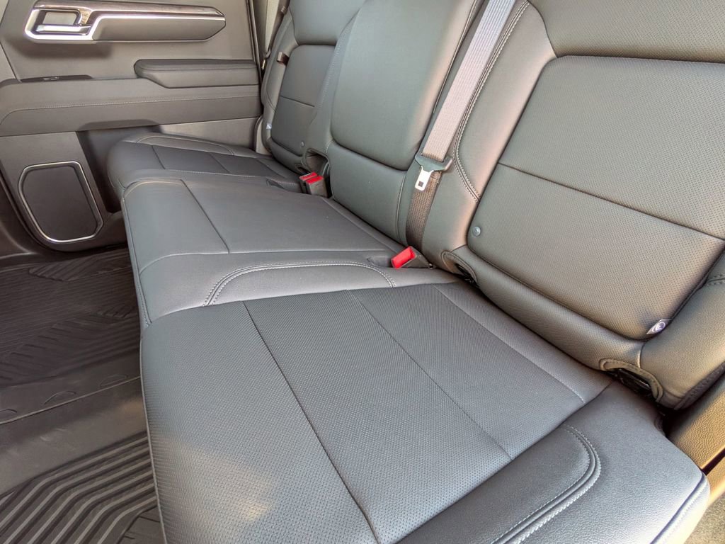 New 2026 Chevrolet Silverado 1500 LTZ w/ LTZ Premium Package image 31