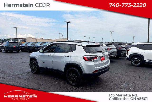 New 2026 Jeep Compass Latitude AWD/4WD image 5