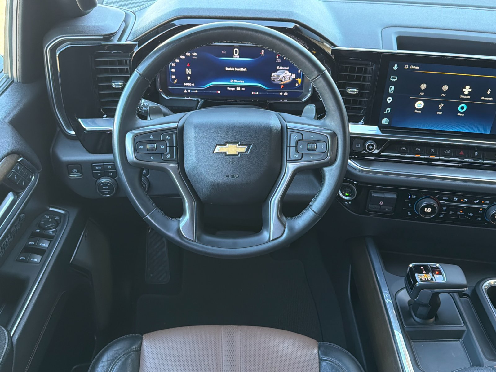 Used 2024 Chevrolet Silverado 1500 High Country AWD/4WD image 15