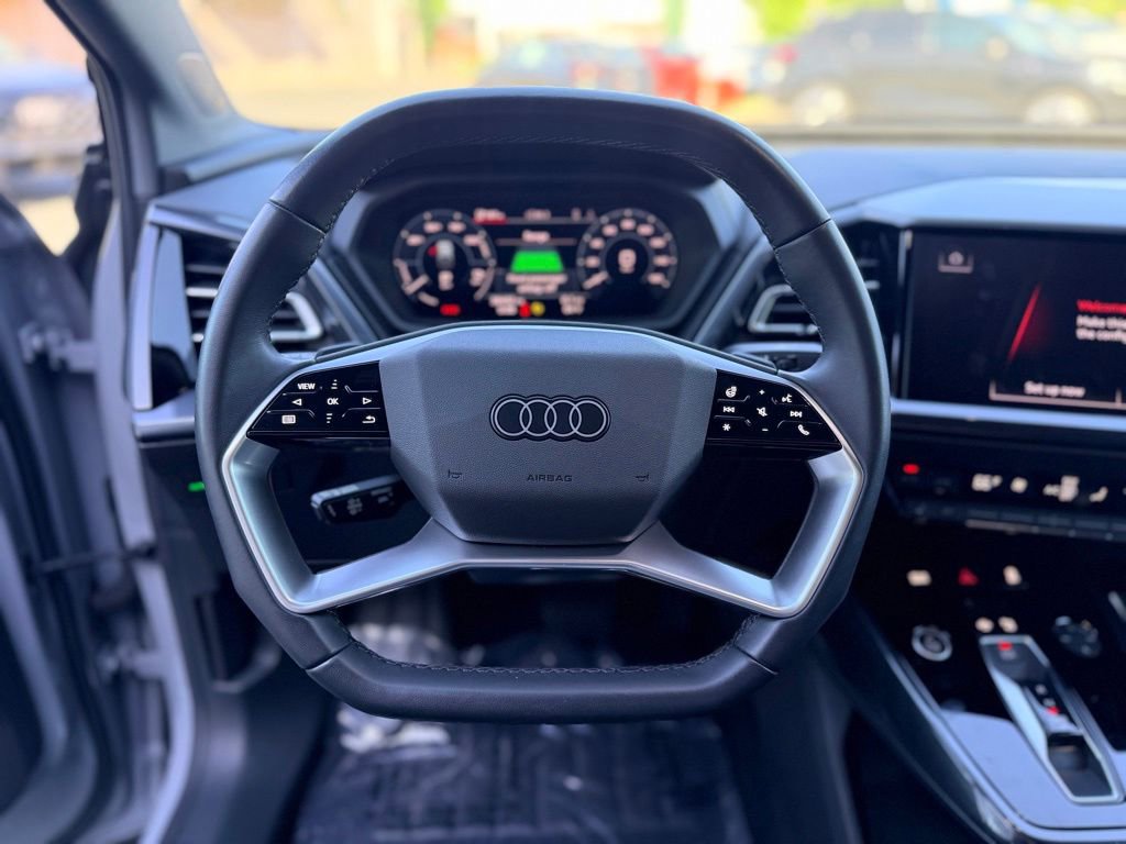Used 2023 Audi Q4 e-tron Premium Plus w/ Premium Plus AWD/4WD image 29