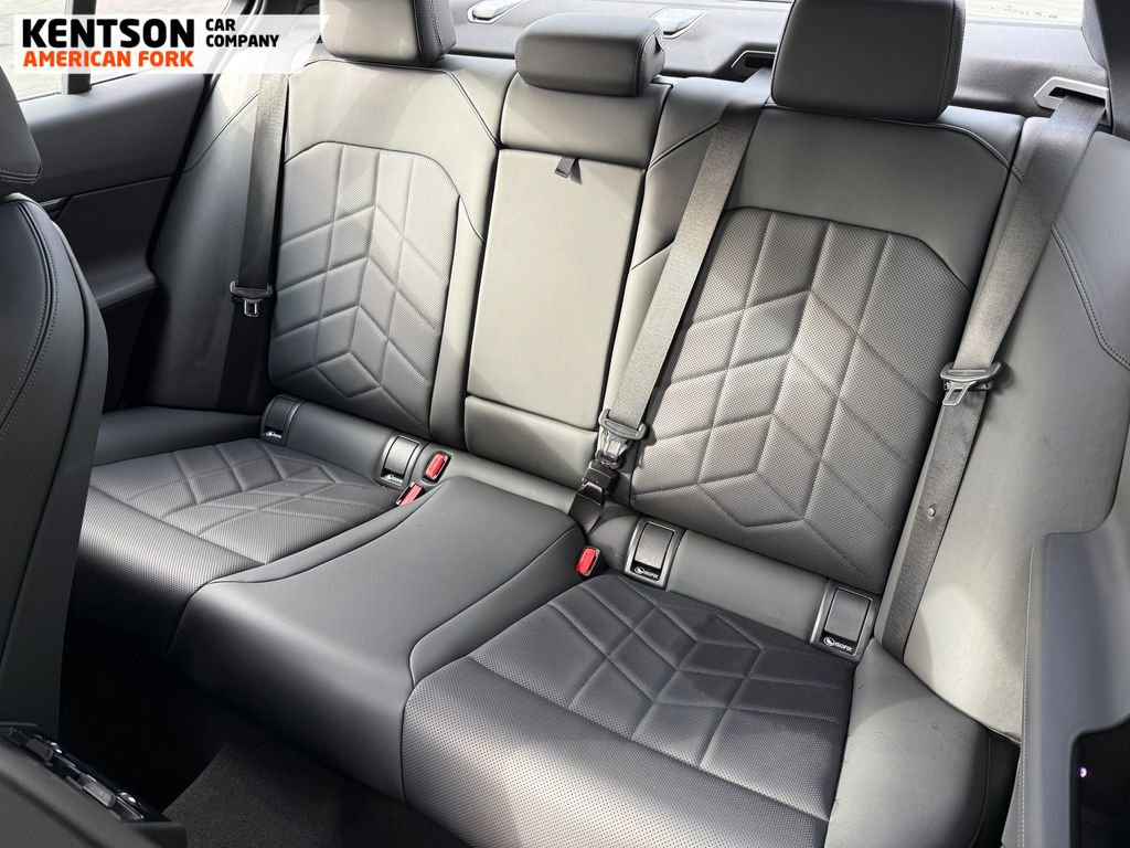 Used 2025 BMW 530i xDrive 530i xDrive image 32