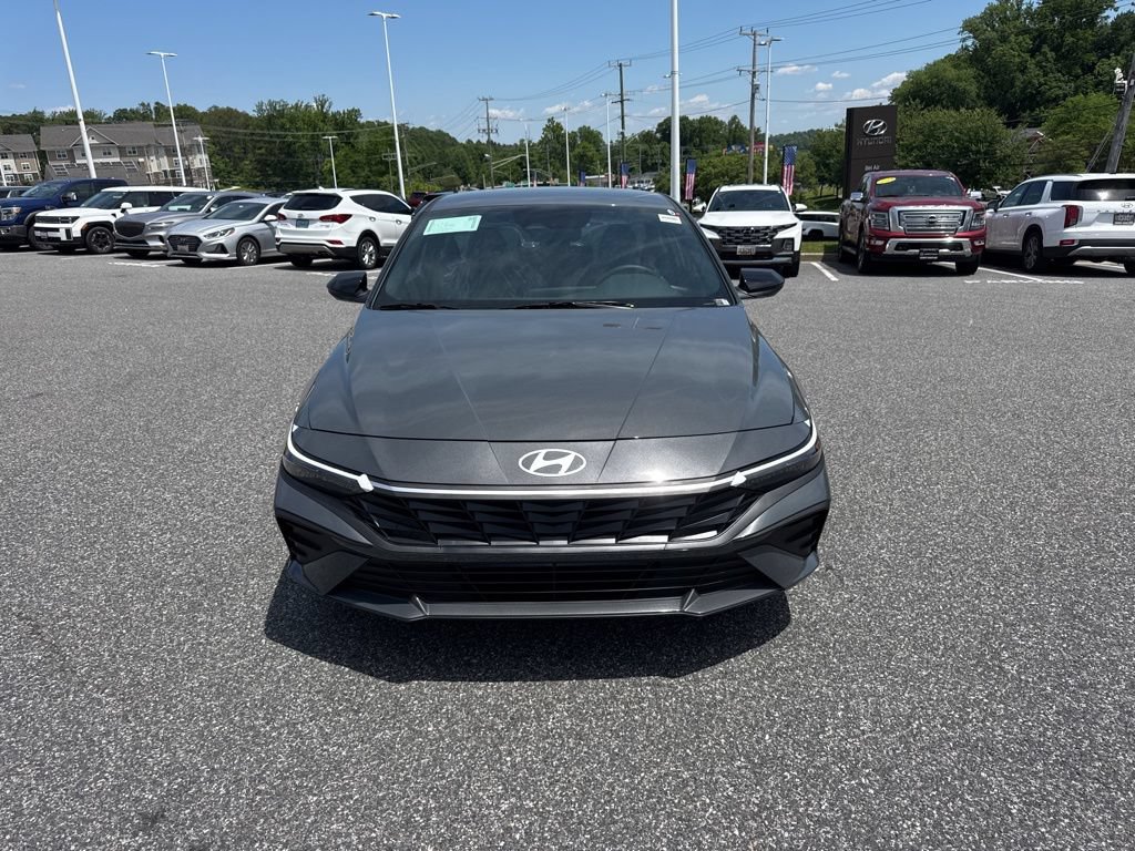New 2026 Hyundai Elantra Sport FWD image 3