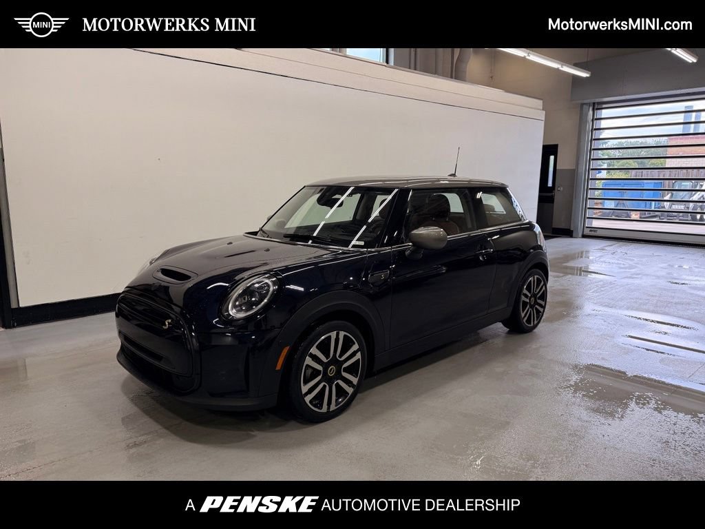 Certified 2024 MINI Cooper SE FWD image 1