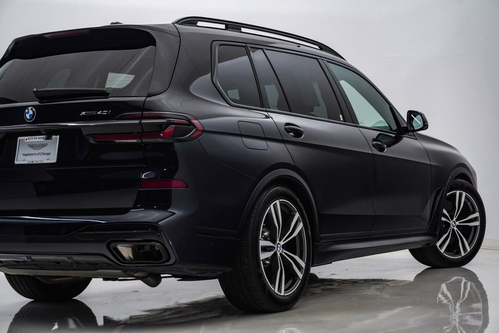 Used 2026 BMW X7 xDrive40i w/ M Sport Package AWD/4WD image 10