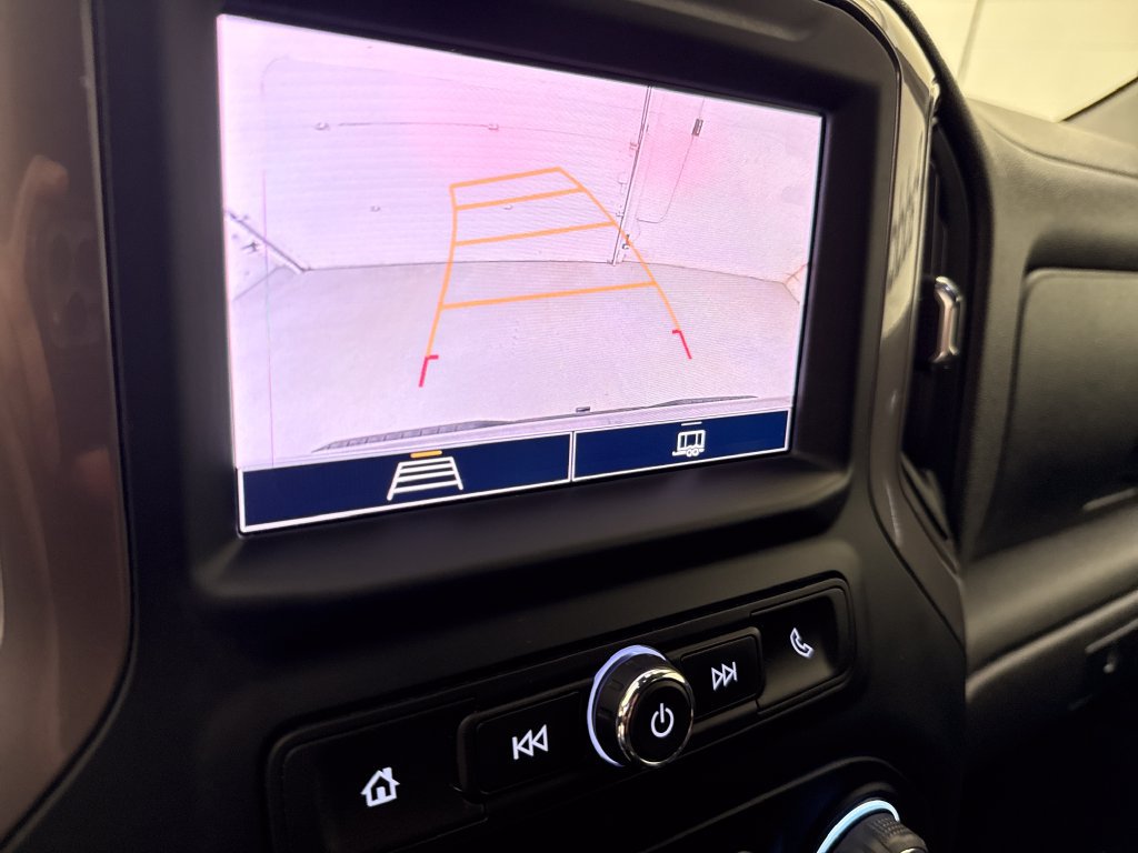 Used 2023 Chevrolet Silverado 1500 Custom Trail Boss AWD/4WD image 18