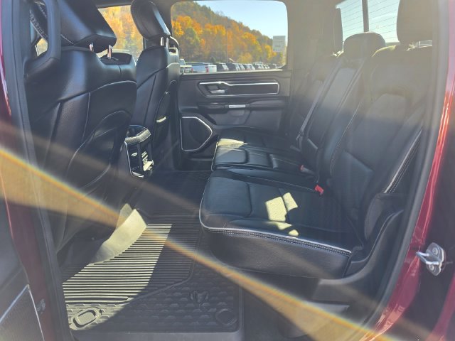 Used 2023 RAM 1500 Laramie AWD/4WD image 10