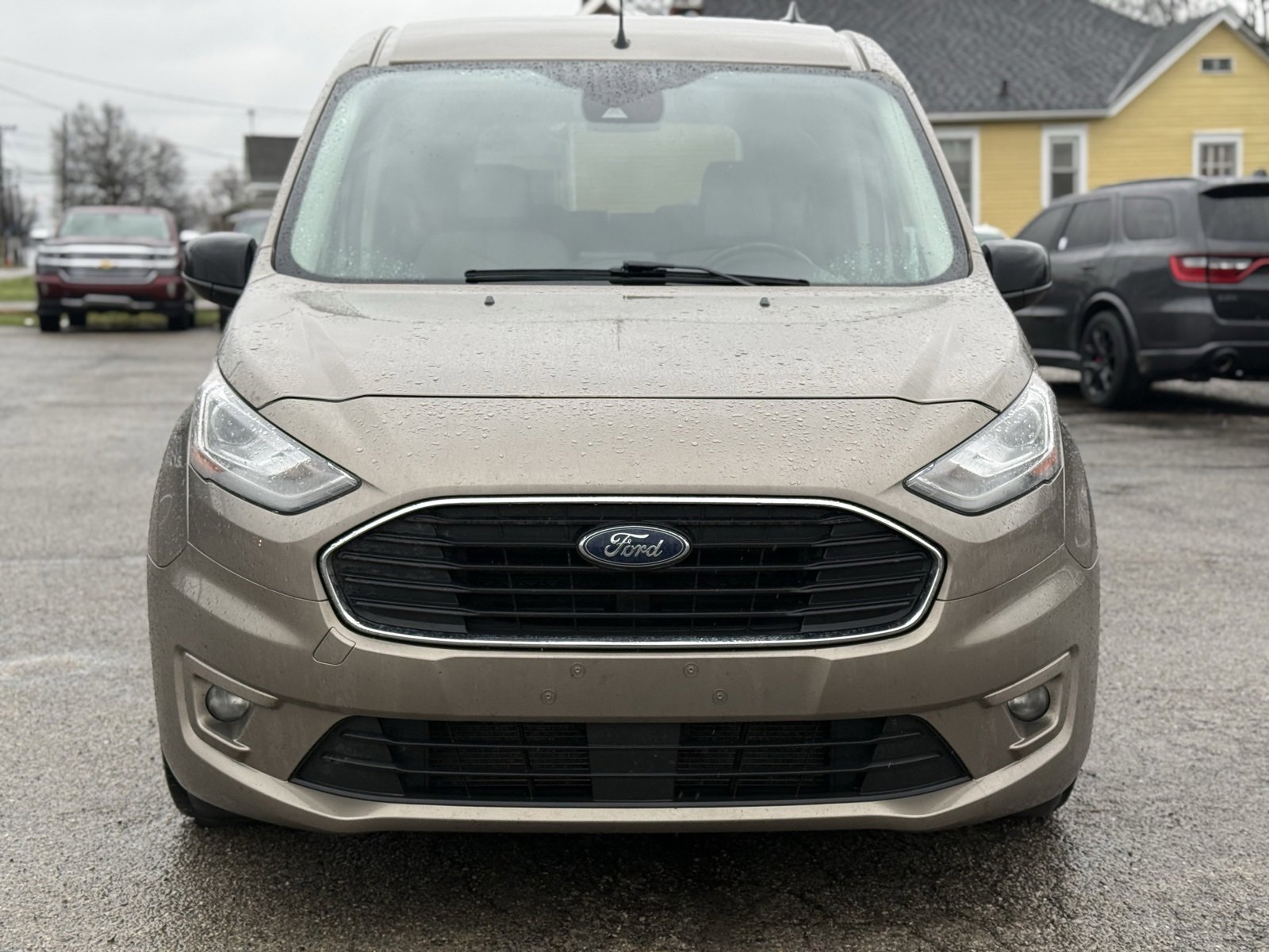 Used 2019 Ford Transit Connect XLT w/ XLT Premium Package image 10