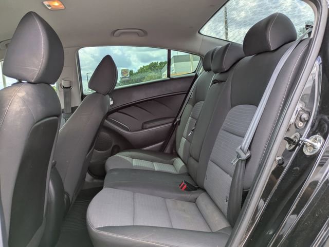 Used 2017 Kia Forte LX w/ LX Popular Package FWD image 13