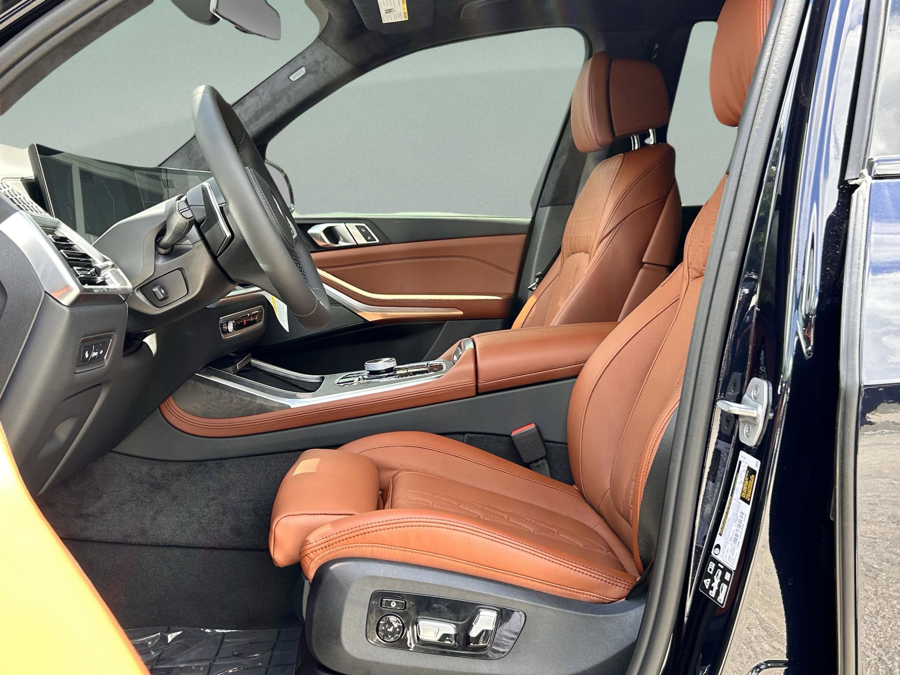 Used 2026 BMW X7 xDrive40i image 25