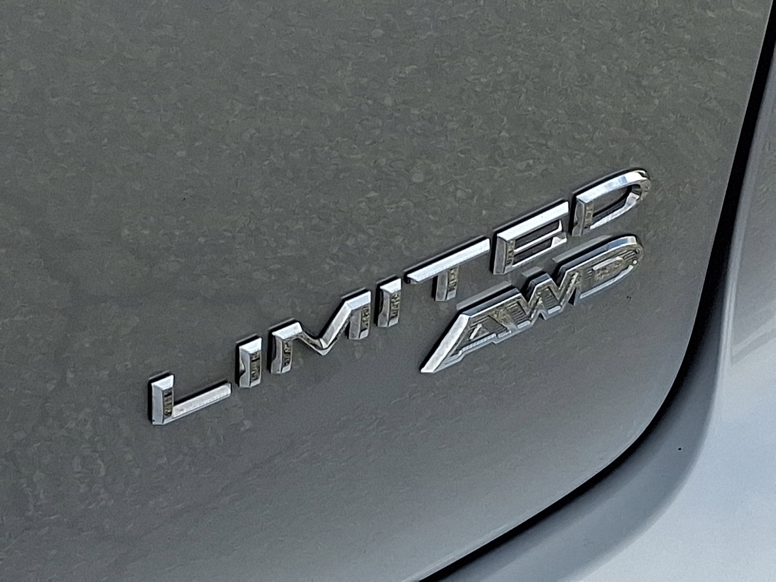 Used 2023 Chrysler Pacifica Limited image 34