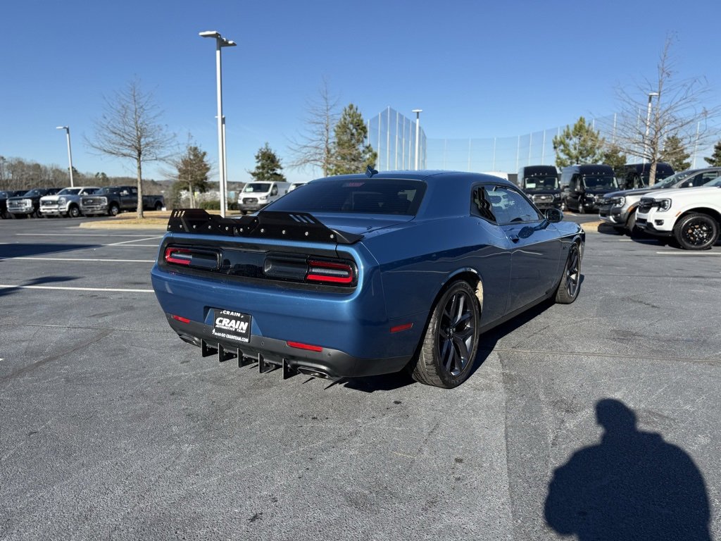 Used 2023 Dodge Challenger R/T w/ Blacktop Package image 8