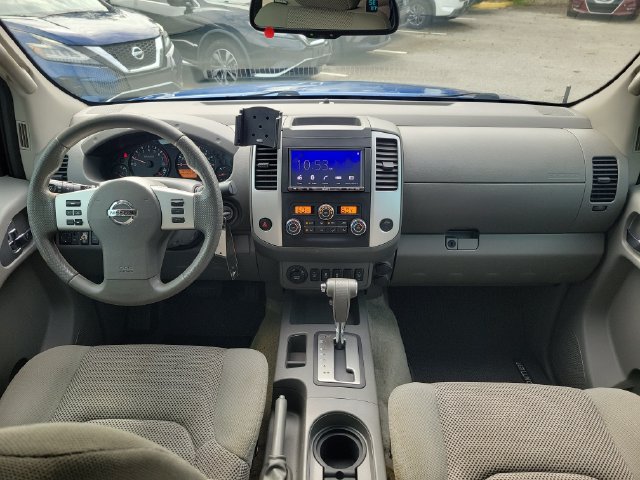 Used 2014 Nissan Frontier SV w/ SV Value Truck Package RWD image 14