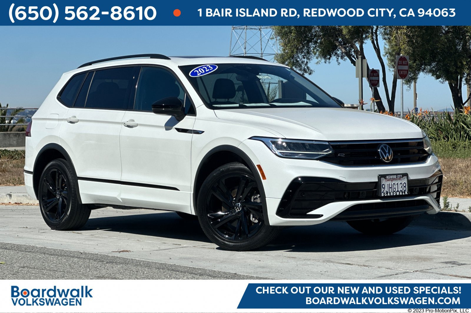Used 2023 Volkswagen Tiguan SE R-Line AWD/4WD image 1