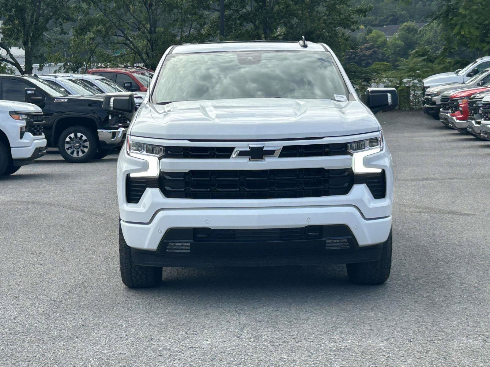 New 2026 Chevrolet Silverado 1500 RST w/ RST All Star Premium Package AWD/4WD image 2