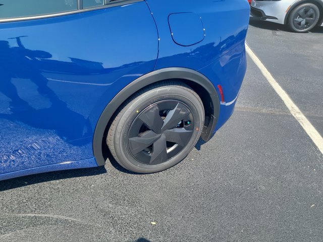 New 2026 Toyota Prius Plug-In Hybrid image 9