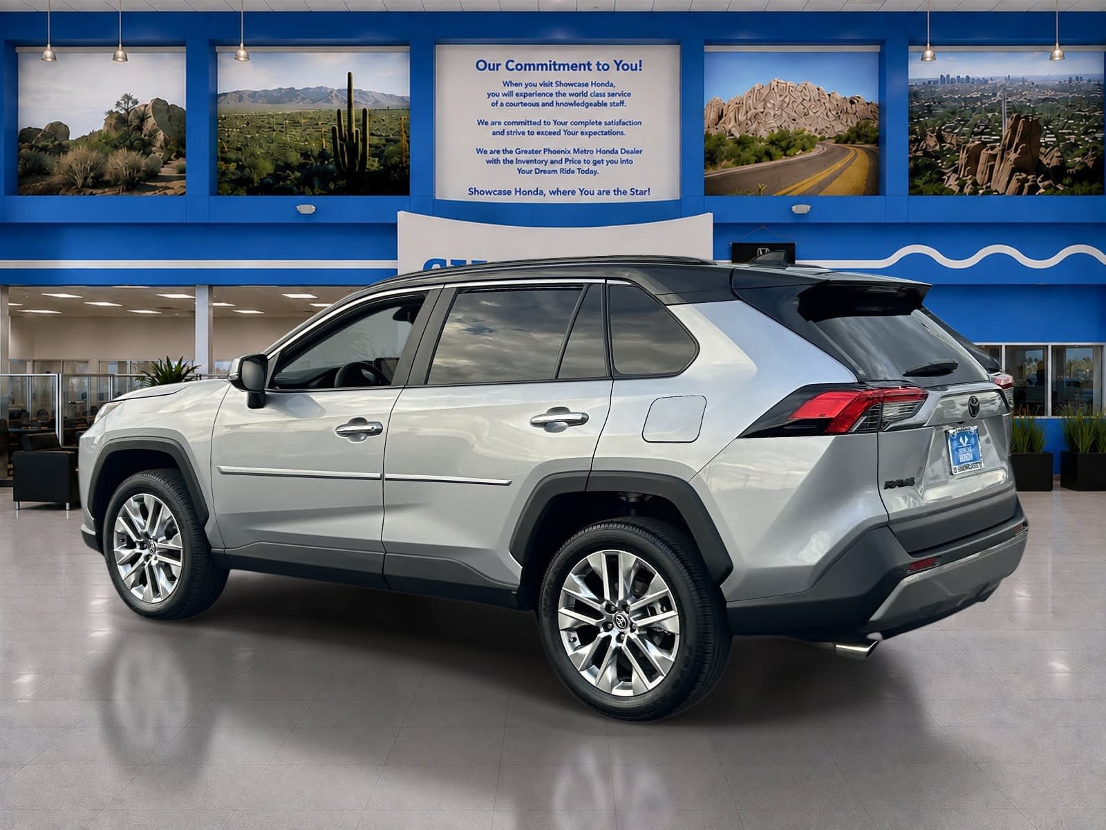 Used 2025 Toyota RAV4 Limited w/ Advanced Technology Package FWD image 8