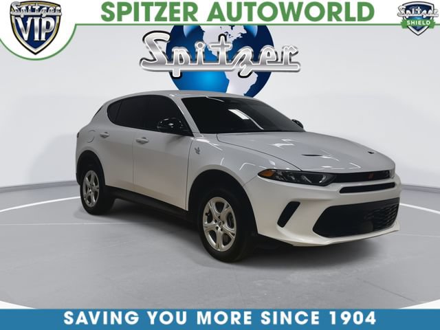 Used 2025 Dodge Hornet GT AWD/4WD image 3
