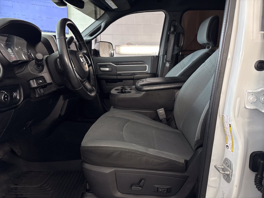 Used 2022 RAM 2500 Big Horn w/ Level 1 Equipment Group AWD/4WD image 12