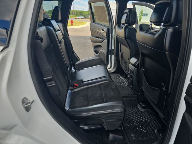 Used 2015 Jeep Grand Cherokee Altitude AWD/4WD image 17