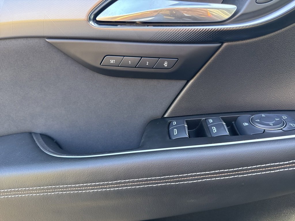 Used 2024 Buick Envision Sport Touring image 21