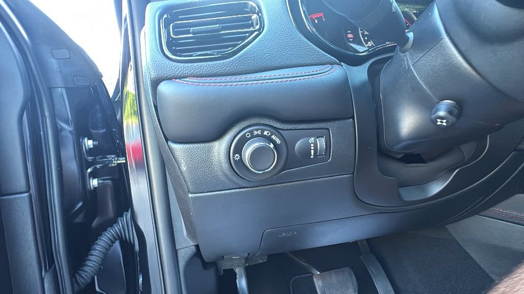 Used 2024 Dodge Durango R/T AWD/4WD image 16