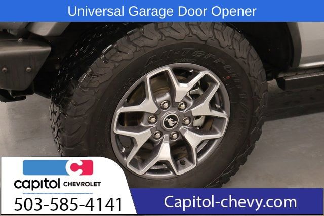 Used 2021 Ford Bronco Badlands image 9