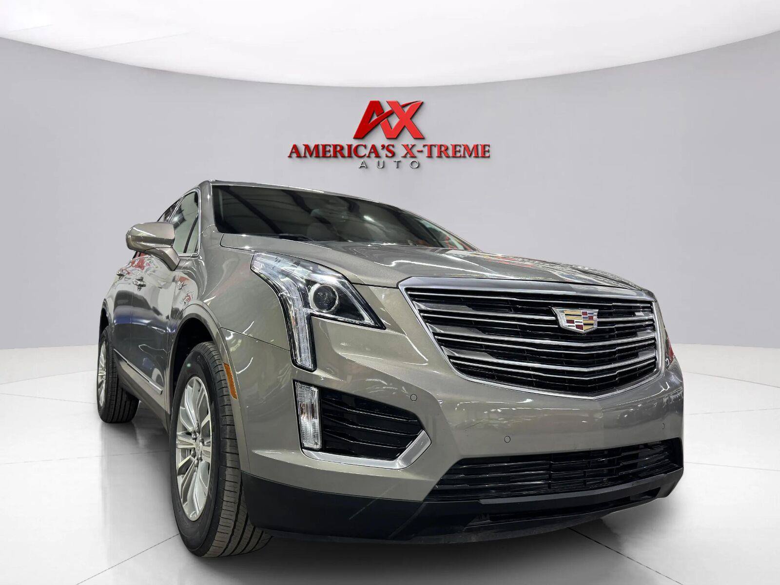Used 2019 Cadillac XT5 Luxury AWD/4WD image 8
