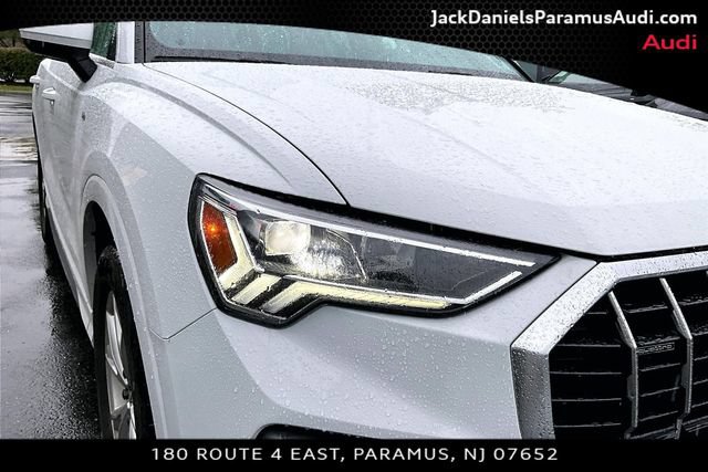 Used 2023 Audi Q3 2.0T Premium w/ Convenience Package AWD/4WD image 21