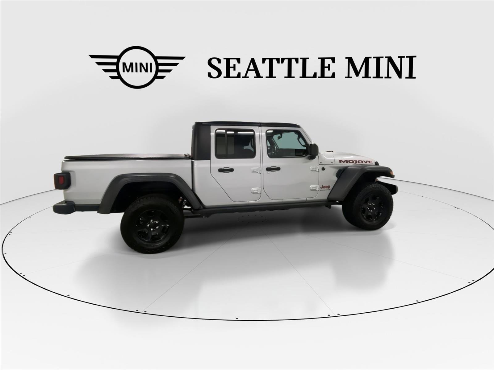 Used 2023 Jeep Gladiator Mojave w/ Cold Weather Group image 12