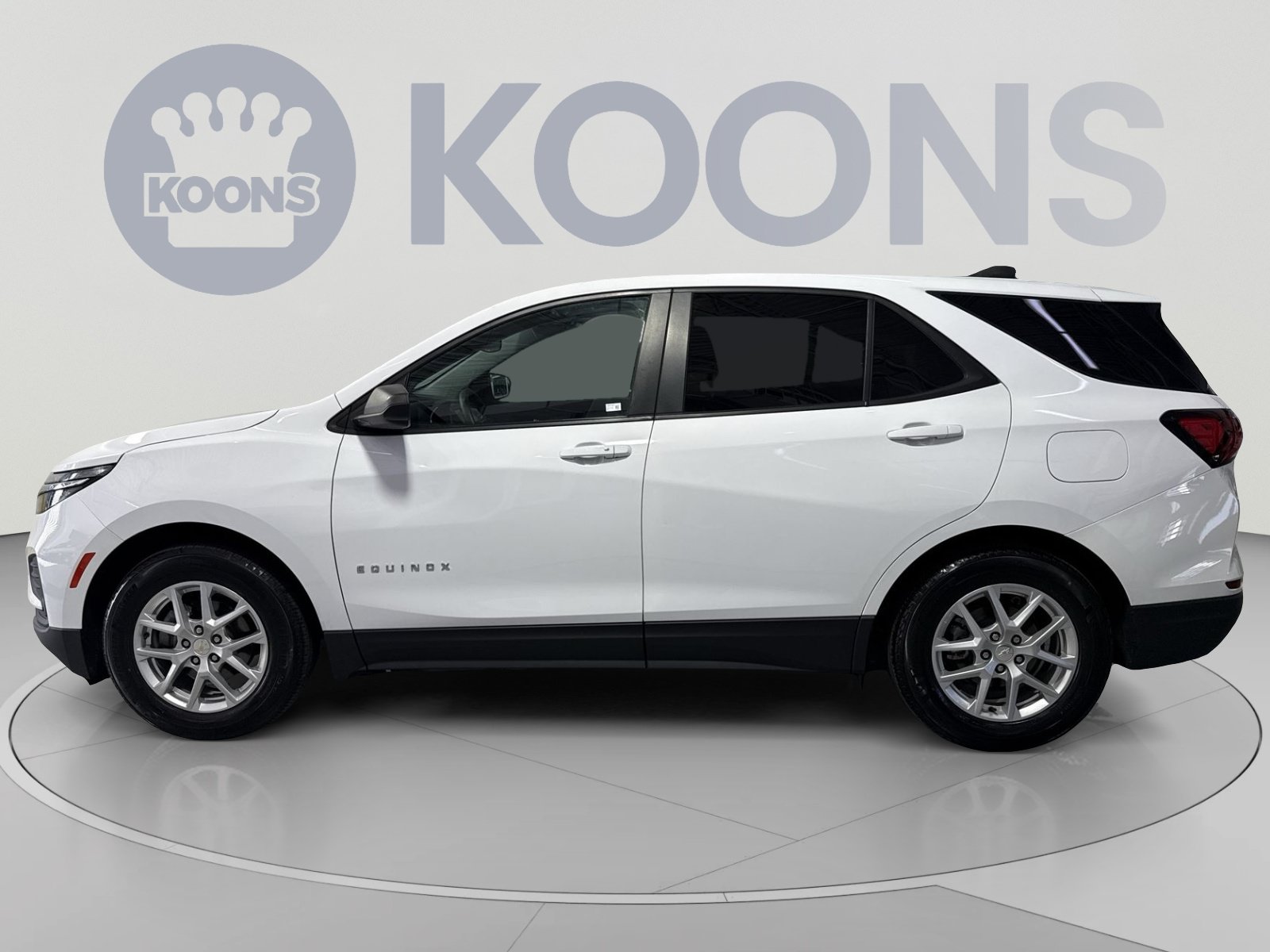 Used 2023 Chevrolet Equinox LS w/ LS Convenience Package FWD image 7