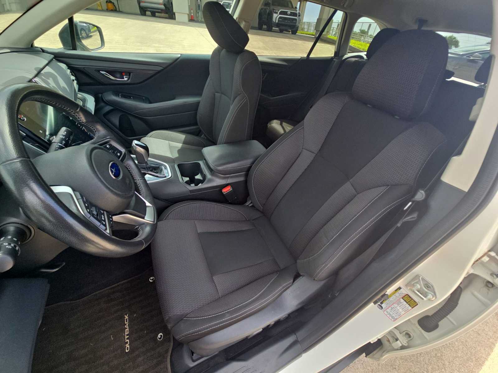 Used 2023 Subaru Outback Premium AWD/4WD image 14