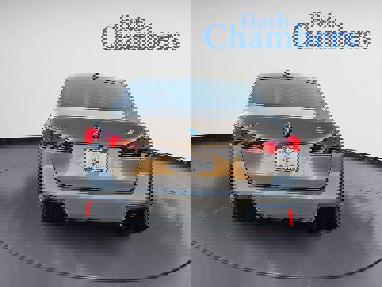 Used 2025 BMW 228i xDrive w/ Premium Package image 11