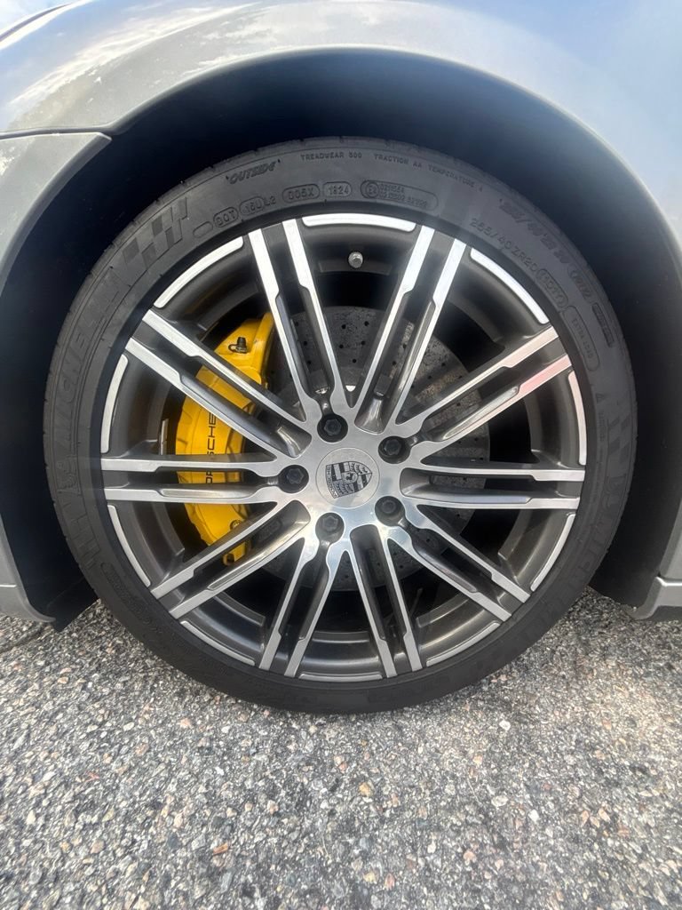 Used 2015 Porsche Panamera AWD/4WD image 59