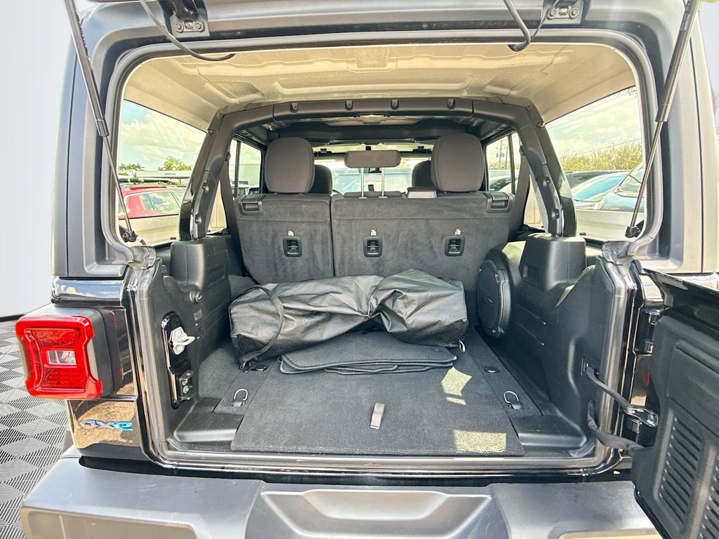 Used 2022 Jeep Wrangler Unlimited Rubicon 4xe w/ Cold Weather Group image 30