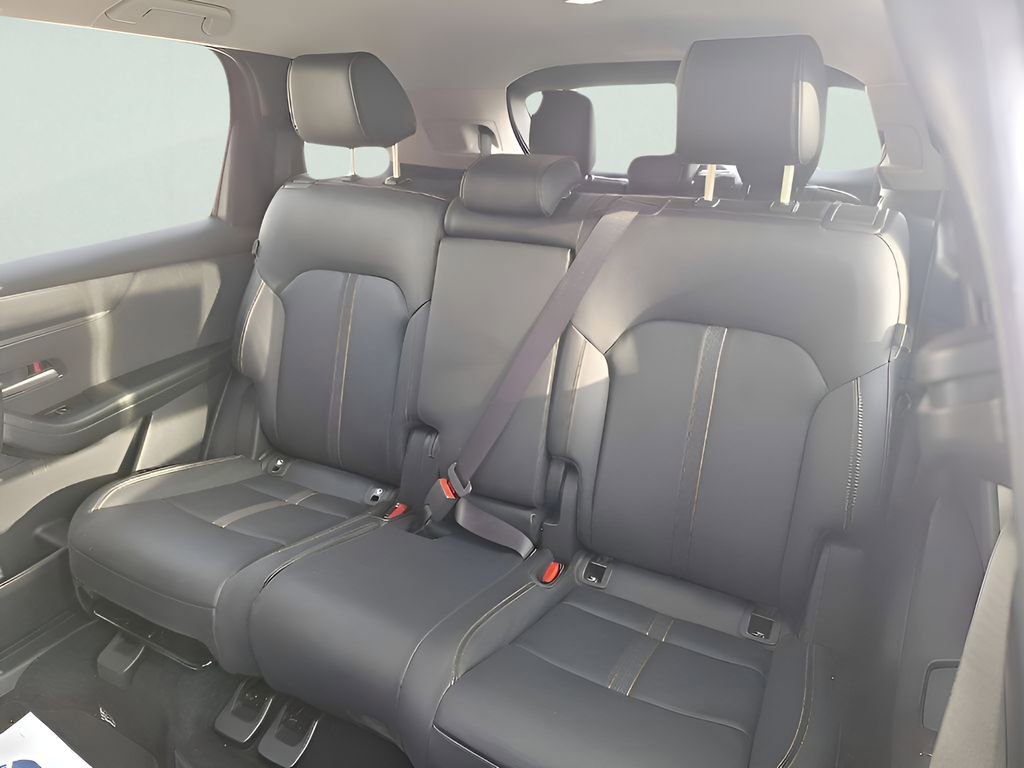 Used 2025 MAZDA CX-90 3.3 Turbo w/ Select Package image 21