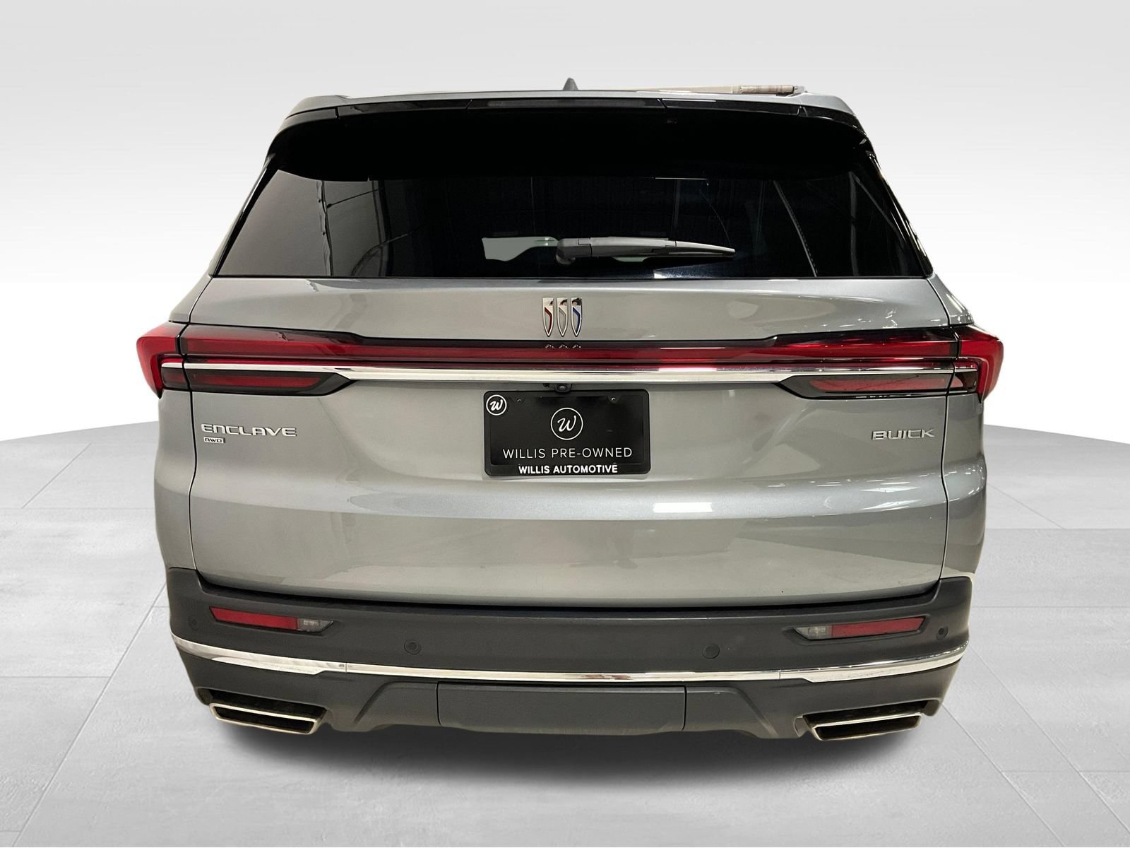 Used 2025 Buick Enclave Preferred AWD/4WD image 6